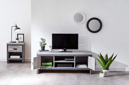 2 Cupboard & Shelf TV Unit