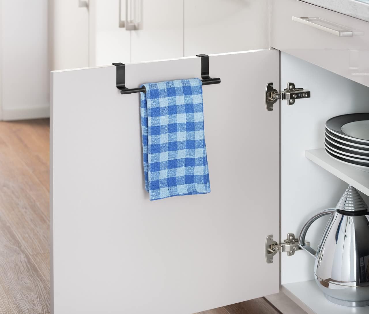 Door towel holder