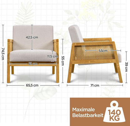 Armchair with armrests with padding
