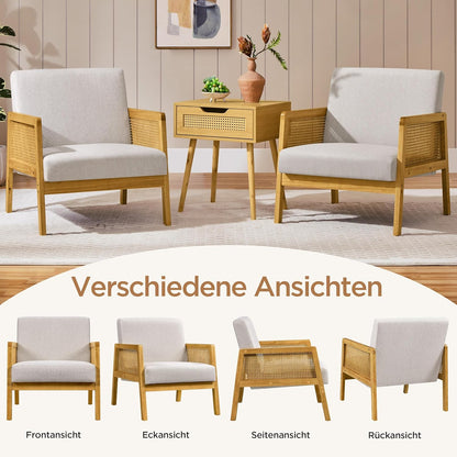 Armchair with armrests with padding